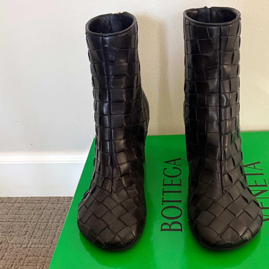 Bottega Veneta Black Woven Heeled Boots Bottega Veneta Black Woven Heeled Boots